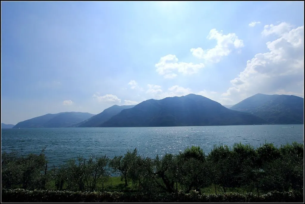 La Tana Di Sebastian Hotel Marone 0*,