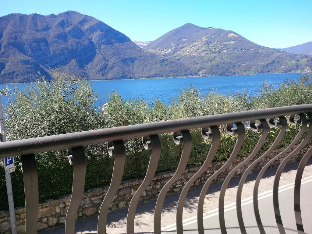 Guest house La Tana Di Sebastian Hotel Marone Italy